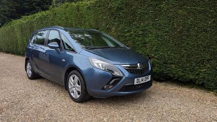 VAUXHALL ZAFIRA TOURER 1.8 16V Exclusiv