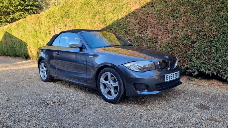 BMW 1 SERIES