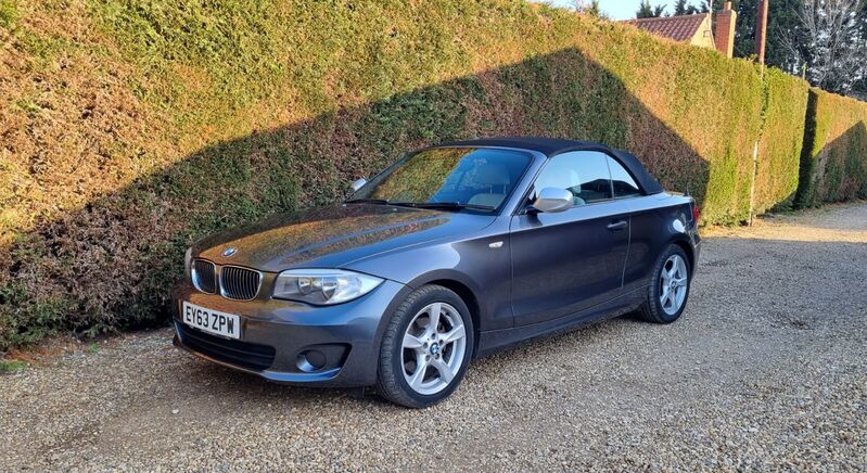 BMW 1 SERIES